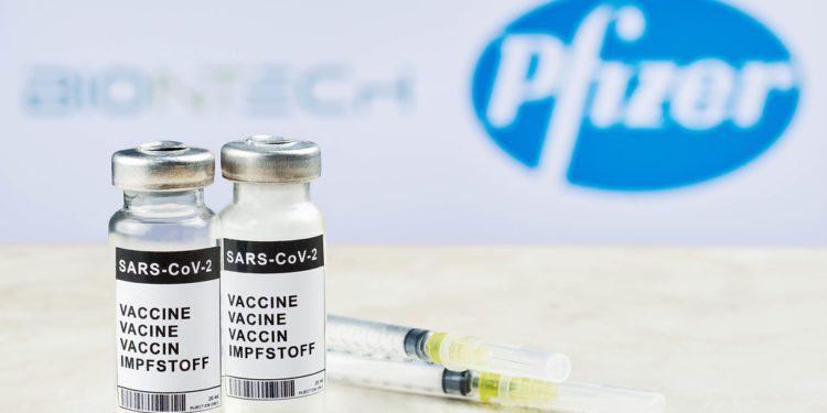 ENTHÜLLT: Von Pfizer-finanzierter Berater ist hinter der CDC-verbundener Gruppe, die Ärzte berät, wie sie Eltern davon überzeugen können, Kinder gegen COVID-19 zu impfen.