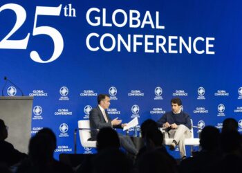 Bannon: The Global Elite CHANGED The Banking Rulebook To Save Their Financial Scams