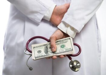 Naomi Wolf: Connection Between Banks And Healthcare