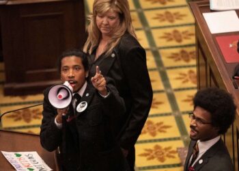 Michael Patrick Leahy Reports On Tennessee Lawmakers Inciting Mob To Take State Capitol