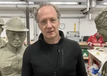 Artist’s Populist Message, from Sculpture to Solidarity: Sabin Howard’s Call for Artistic Freedom and Anti-War Advocacy