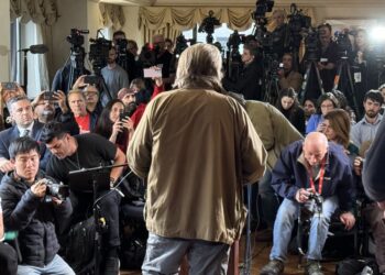 The Death of Curiosity: How Today’s Media Lost Its Mission at the Bannon Press Conference-Eric Metaxas Goes Off