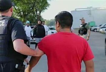 Illinois Government Defies Federal Law: Releases Criminal Illegal Immigrants into Streets to Block Homan’s Enforcement Efforts