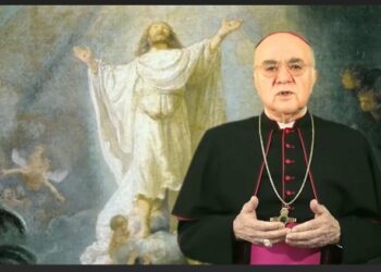 Spiritual Battlefront: Bannon and Yore Sound Alarm Over Vatican’s China Pact in Explosive Viganò Interview