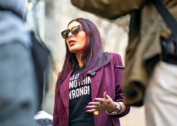 Rising Threats in the Capital: Laura Loomer and Steve Bannon Warn of Violent Mobilization Amid Trump and Army Celebrations