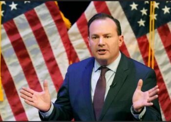 No Recess, No Retreat – Confirm Trump’s Team or Lose the War- Mike Lee in Bannon’s WarRoom