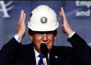 Industrial Revival in Motion Powers Trump’s Blue-Collar Boom