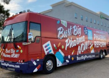 Bannon and Burgess Blast Big Pharma’s Grip on Media and Politics