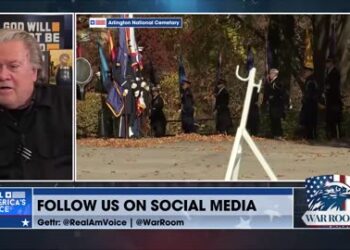 Steve Bannon Warns AI Race is Fueling a Foreign Takeover of Americas Tech and Universities