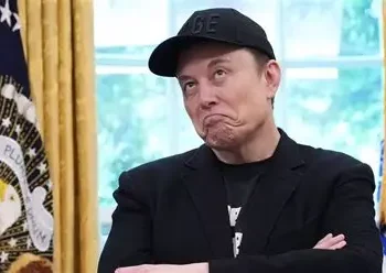 Steve Bannon speaking on WarRoom about AI, capitalism, and the rise of corporatism in America.