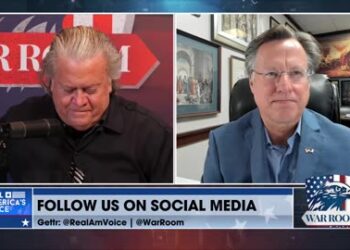 Steve Bannon speaking on WarRoom about Somalian crime syndicate and deportations