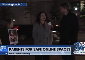 Shelby Knox speaking about the KOSA Big Tech AI fight and child safety protections